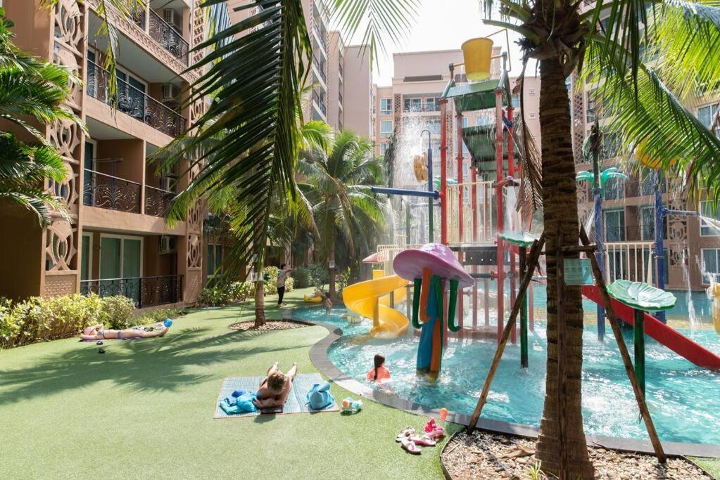 חוף ג'ומטיין Atlantis Condo Resort Pattaya By Lj מראה חיצוני תמונה